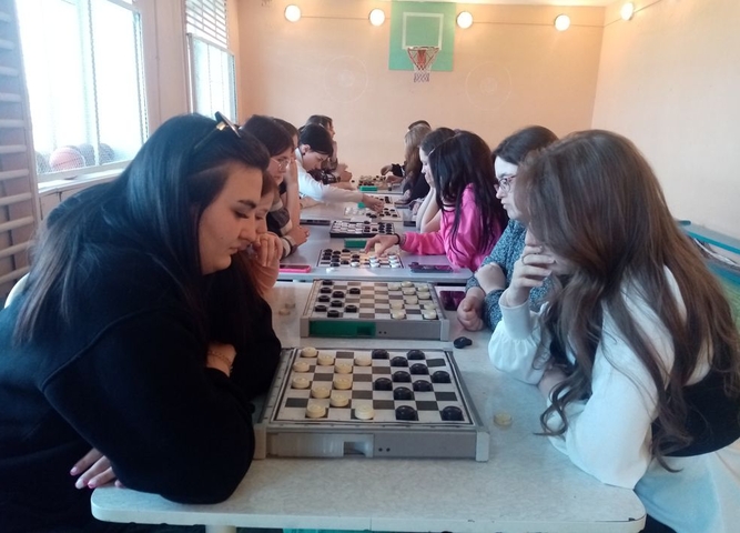 Соревнования по шашкам в Филиале ГБПОУ «Братский педагогический колледж»