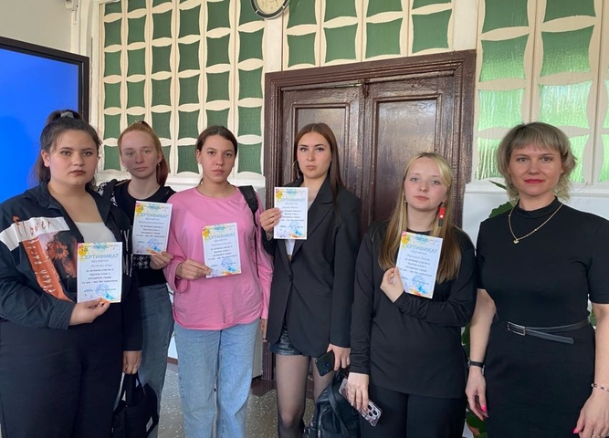 Студенты Филиала приняли участие в городском профилактическом мероприятии: круглый стол с молодежью города «XXI век – век без наркотиков»