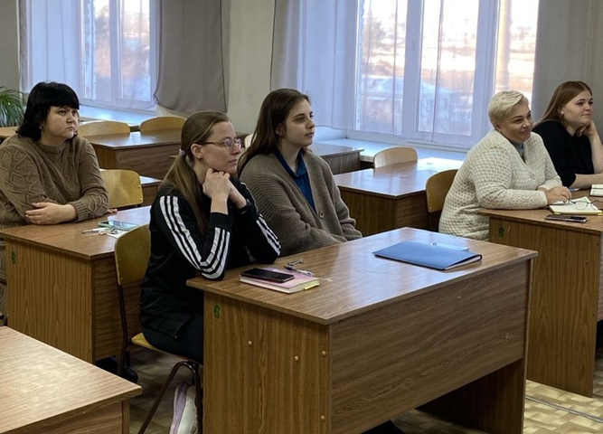 В ФИЛИАЛЕ ПРОШЛА ЗАЩИТА ПОРТФОЛИО МОЛОДОГО ПЕДАГОГА