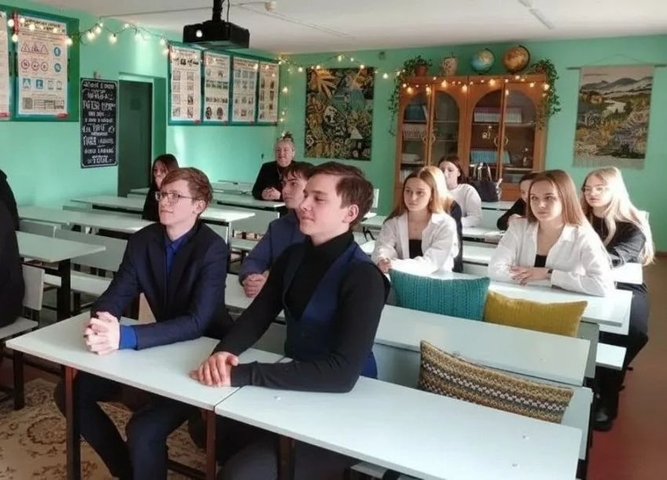 В Филиале прошло профориентационное мероприятие «Играйте, творите, развивайте – путь к профессии воспитатель открыт!»