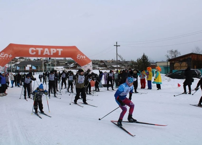 Студенты Филиала почтили память, стоя на лыжах