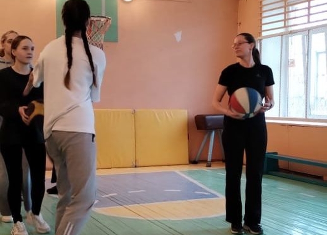 В Филиале в рамках недели молодого специалиста проведено открытое занятие по физической культуре