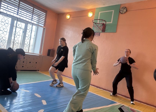 В Филиале проведено  открытое занятие по физической культуре на тему «Развитие скоростных качеств волейболиста»