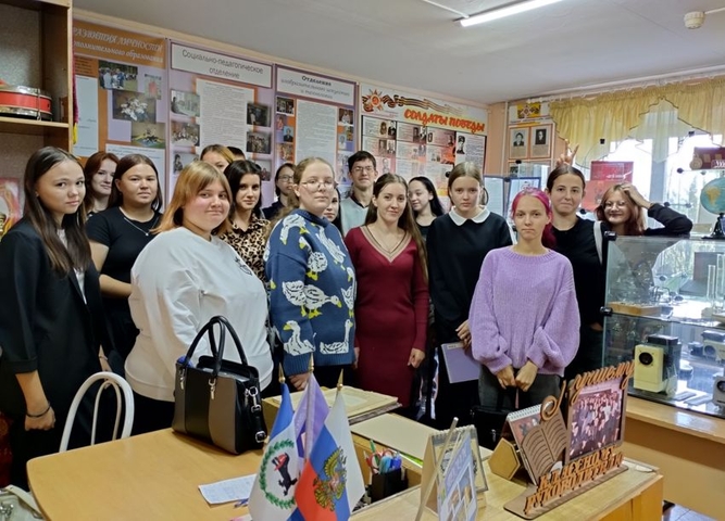 В Филиале для первокурсников были организованы экскурсии в музей колледжа