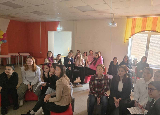 Музыкальное лото для будущих учителей: весёлые мелодии и победы!